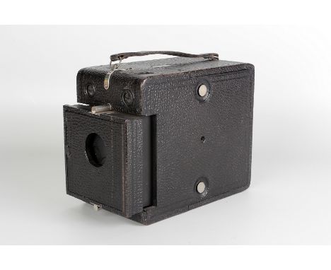 A Kodak Quick Focus No.3B Camera, 3¼ x 5½”, body, VG-E, shutter working, lens, G-VG, some light fungus, in maker’s case