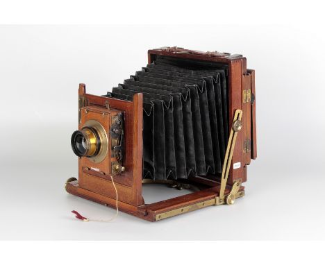 A J. Lizars Challenge Mahogany Field Camera, 6½x4¾, with Aldis No.8 f/7.7 8” lens, serial no. 106215, body, F-G, with roller 