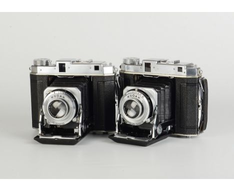 A Kodak Duo 620 Rangefinder Camera, chrome, serial no. 333663K, with Schneider Xenar f/3.5 75mm lens, serial no. 1500747, bod