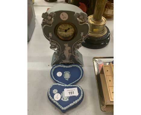 THREE ITEMS OF JASPERWARE TO INCLUDE  GREEN AND WHITE MANTLE CLOCK WITH A DARK BLUE TRINKET BOX AND SMALL DISH 