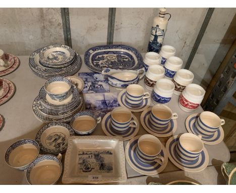 A LARGE COLLECTION OF BLUE AND WHITE CHINA TO INCLUDE DELFT WINDMILL FLASK, WOOD &amp; SONS YUAN, GARRIGALINE CUPS AND SAUCER