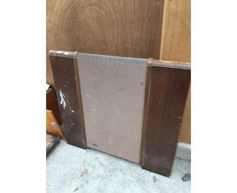 A LARGE VINTAGE WHARFEDALE SPEAKER 