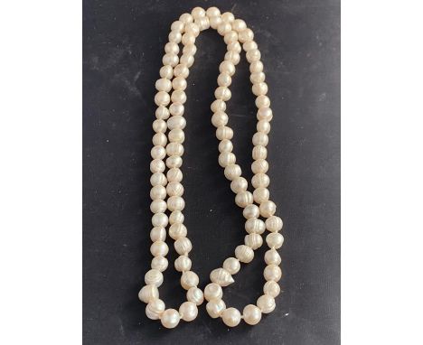 A 45" FRESH WATER PEARL NECKLACE 
