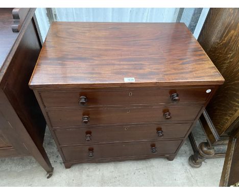 A 19TH CENTURY MAHOGANY CHEST COMMODE WITH FOUR SHAM DRAWERS AND ORIGINAL PEWTER CHAMBER POT 