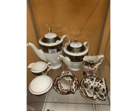 VARIOUS CRAMICS TO INCLUDE MASONS CUPS, SAUCERS, JUG AND MINTON ITEMS 