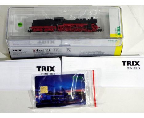 Model Railways - Trix Minitrix - 4-6-0 class 038 German steam locomotive, item appears to be in near mint to mint condition i