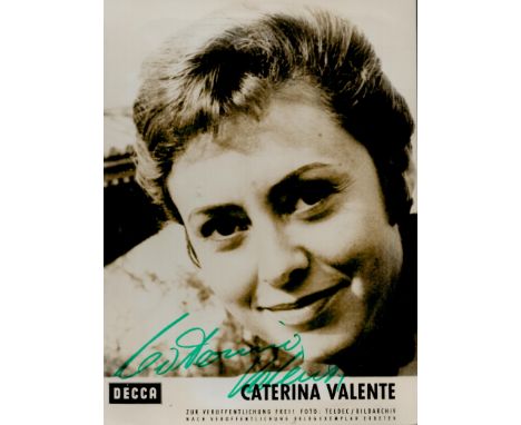 Caterina Valente signed vintage Promo. Black and White Photo 7x5 Inch. Is an Italian French multilingual singer, guitarist an