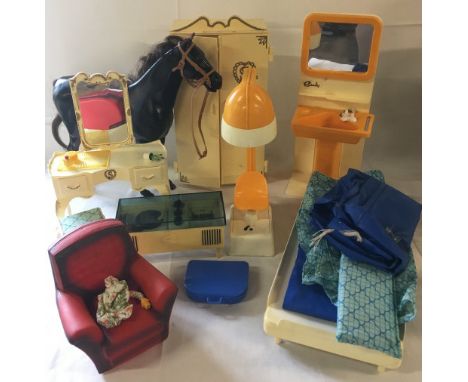 Sindy accessories (unboxed) including wardrobes, dressing table & chair, record player (missing leg), horse etc