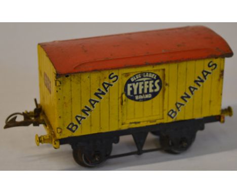 Hornby Fyffes Bananas van