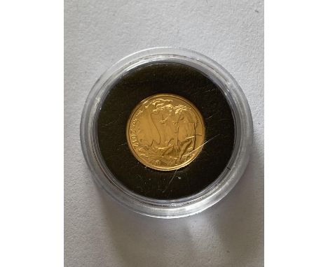 AN ELZABETH II DIAMOND JUBILEE QUARTER SOVEREIGN. An Elizabeth II quarter sovereign dated 2012, encapsulated and in presentat
