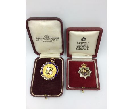 9ct Gold & enamel badge in white & yellow gold together with a gold badge 1926-27 to Capt E C Murriant 