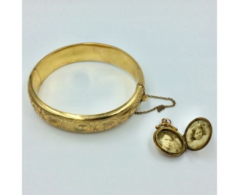9ct gold bangle, 9ct rose gold back & front pendant 21.5g 