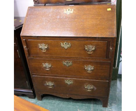 Georgian style bureau (Note:&nbsp; the lock is stuck with the key inside)