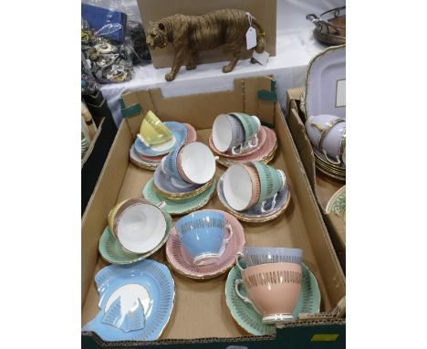Box of Colclough pastel coloured tea cups and saucers and Leonardo Collections tiger figure with box
