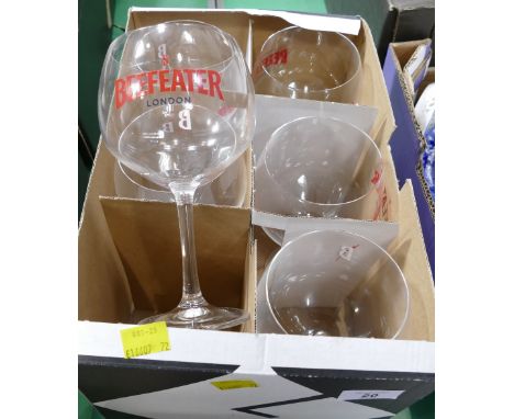 Boxed set of six Beefeater gin glasses