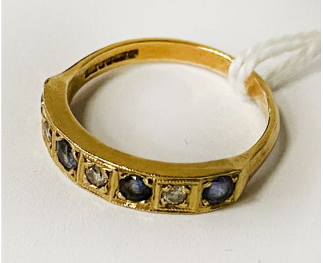 18 CARAT GOLD, DIAMOND &amp; SAPPHIRE RING - SIZE P