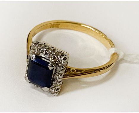 18CT GOLD DIAMOND SAPPHIRE RING - SIZE M / N