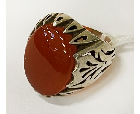 VINTAGE IRANIAN CARNELIAN RING - SIZE T