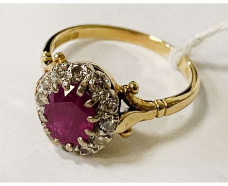 18 CARAT GOLD &amp; RUBY RING - SIZE P - 4.5 GRAMS APPROX