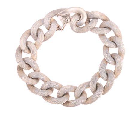 A heavy sterling silver cable link chain bracelet, textured and polished decoration, 19cm, 71.3gNo damage or repair, only lig