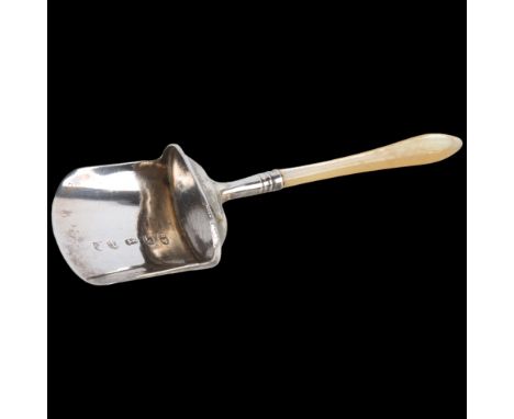 A George III silver mother-of-pearl handled shovel tea caddy spoon, Samuel Pearson, Birmingham 1806, 9cmA few very light dent