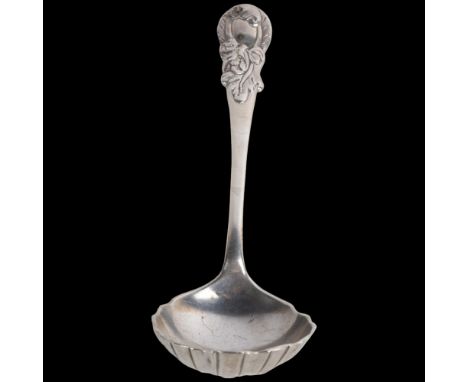 A George III cast silver shell sauce ladle, Thomas & William Chawner, circa 1760, 18cm, 3.5ozNo damage, high points quite wor