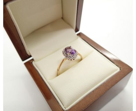 9ct yellow gold oval cut amethyst and diamond set ring size P 1.7g