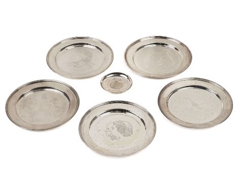 * Commemorative Plates. A silver commemorative plate by the Library of Imperial History, London 1975, the circular plate made