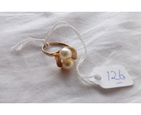 9ct pearl crossover ring approx size 'M'    