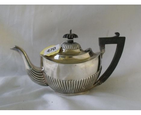 Bachelors boat shaped half reeded tea pot  Birm 1921 by M & J  240g      