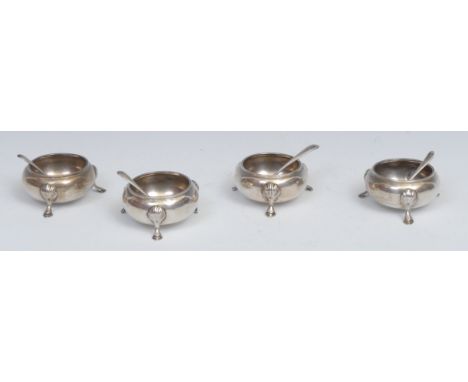 A set of four Victorian silver cauldron salts, beaded borders, hoof feet, 6cm diam, William Hutton &amp; Sons, London 1889, 2