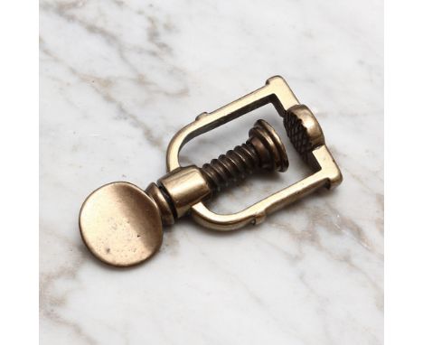 Nutcrackers - an 18th century brass screw-action pocket nut cracker, of small proportions, 5.5cm long, c.1740 
