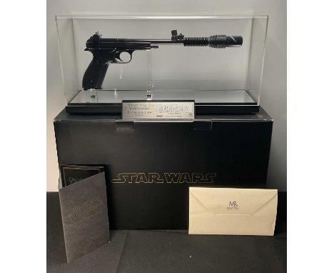 STAR WARS - A Master Replicas Star Wars A New Hope Princess Leia Signature Series Blaster, in acrylic display case with certi