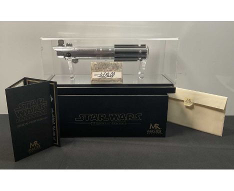 STAR WARS - A Master Replicas Luke Skywalker Star Wars Episode V Empire Strikes Back Signature edition Lightsaber, signed on 