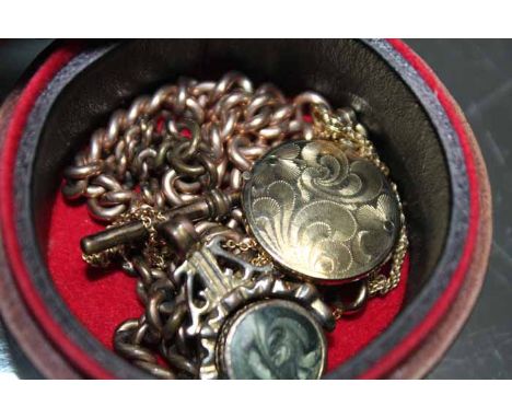 SMALL LOT OF JEWELLERY
including an unmarked albert chain, a locket, etc