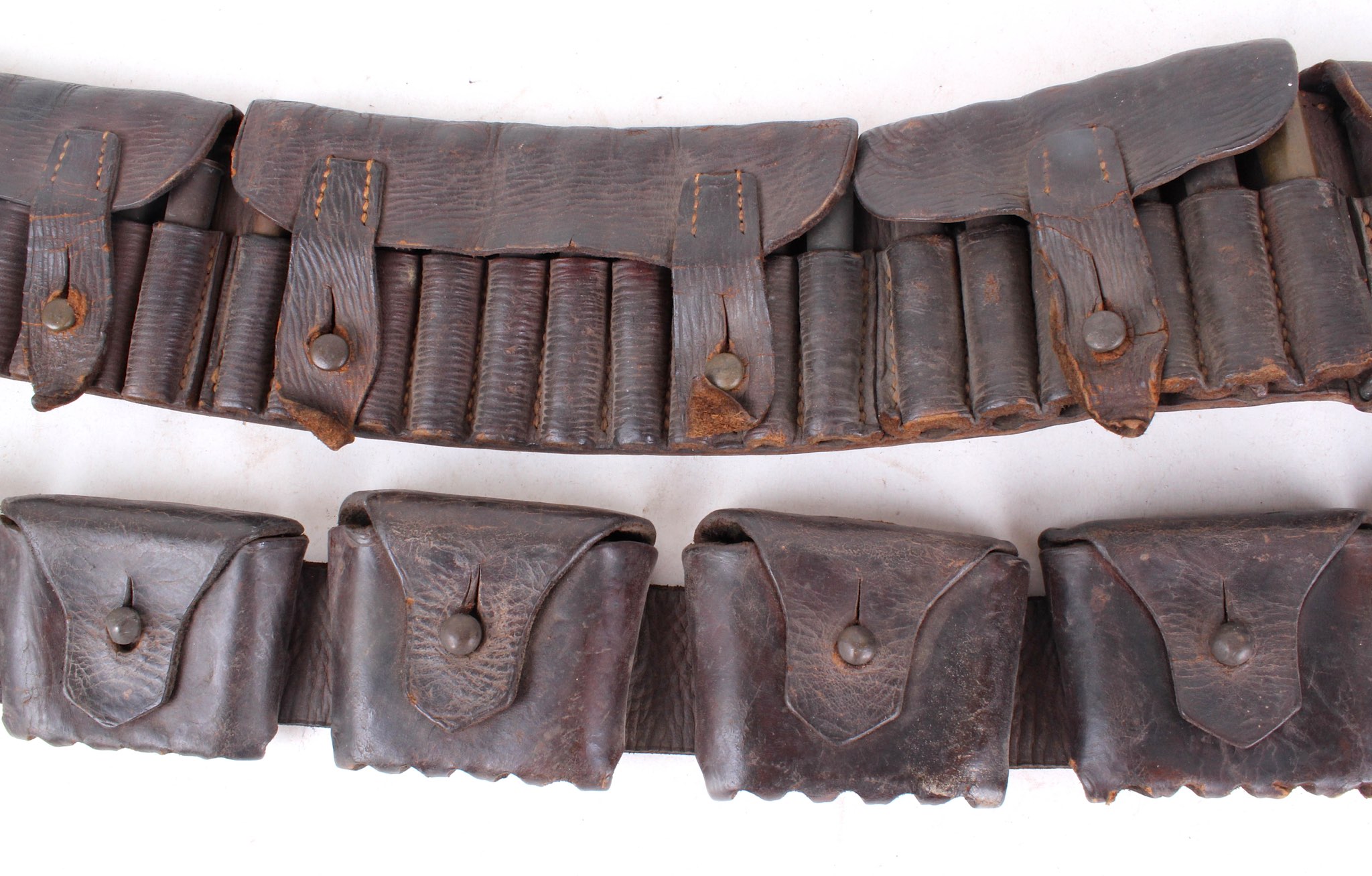A .303 rifle brown leather ammo bandolier 1888/89 pattern, Boer war use