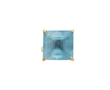 AQUAMARINE RING the mixed cut square aquamarine claw set in a simple mount, size L ½