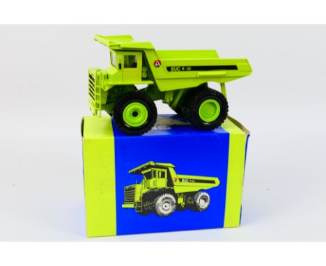 Conrad - A boxed Euclid R-35 dump truck in 1:50 scale # 2761. The model appears Near Mint in a Fair to Good Euclid branded bo