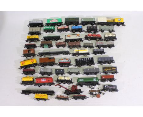 Hornby, Triang, Bachmann, Lima - 48 x OO/HO Gauge model railway rolling stock - Lot to includes wagons, tanker wagons, freigh