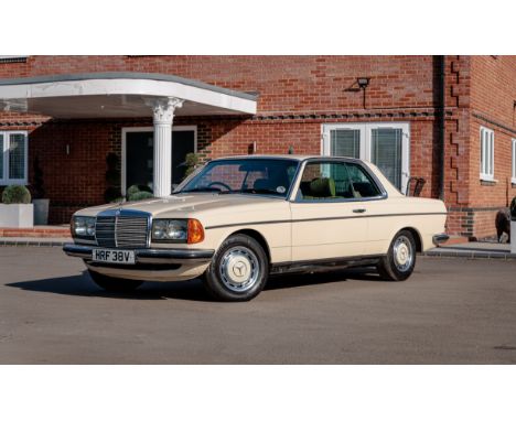 Stunning conditionFactory sunroofThe 1980 Mercedes-Benz 280 CE is a classic coupé from the W123 series, renowned for its dura