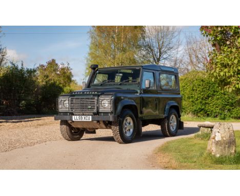Low mileageWell equippedThe 2009 Land Rover Defender 90 XS is a refined iteration of the iconic off-roader, blending rugged c