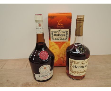 Two bottles of Alcohol, Hennessy Very Special Cognac, 40% vol, 1 Litre, in card box, Benedictine DOM Liqueur, 40% vol, 1 Litr