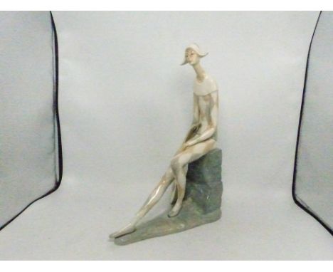 Large Nao figurine depicting Harlequin, height 36cm.
