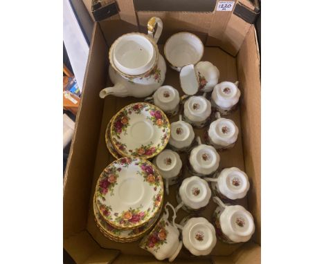Royal Albert Old Country Roses pattern tea ware to include large teapot, milk jug, sugar bowl and 12 trios, all first quality