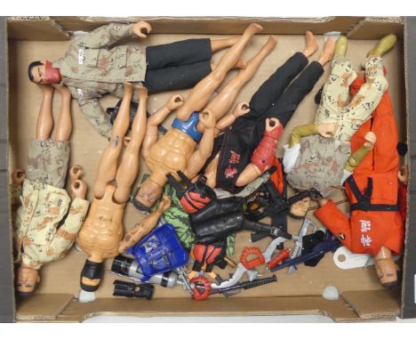Collection of loose Hasbro Action Man with uniforms and accessories. (1 Tray)
