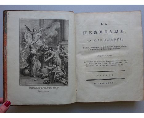 (Voltaire, F.M.A. de). La Henriade, en dix chants. Genf, 1768. 1 Bl., XXII, 483 S. Mit 10 (von 12) gestoch. Tafeln. 4°. Kalbl