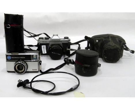 Pentax K1000 camera, a Kodak 'Instamatic' camera, a Pentax ME Super camera and various other camera equipment (1 box) 
