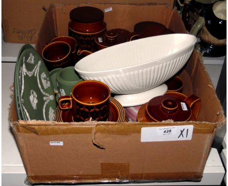 Hornsea part tea service, brown with black geometric pattern, including two teapots, three storage jars, etc., Wedgwood green