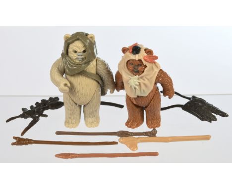 Kenner Star Wars vintage complete Paploo with staff, helmet, incomplete Lumat (missing bow) plus Ewok accessories. Condition 