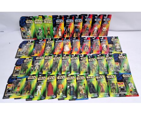 Quantity of Kenner / Hasbro Star Wars modern carded action figures Power of the Force, Freeze Frame and similar. Condition Ex